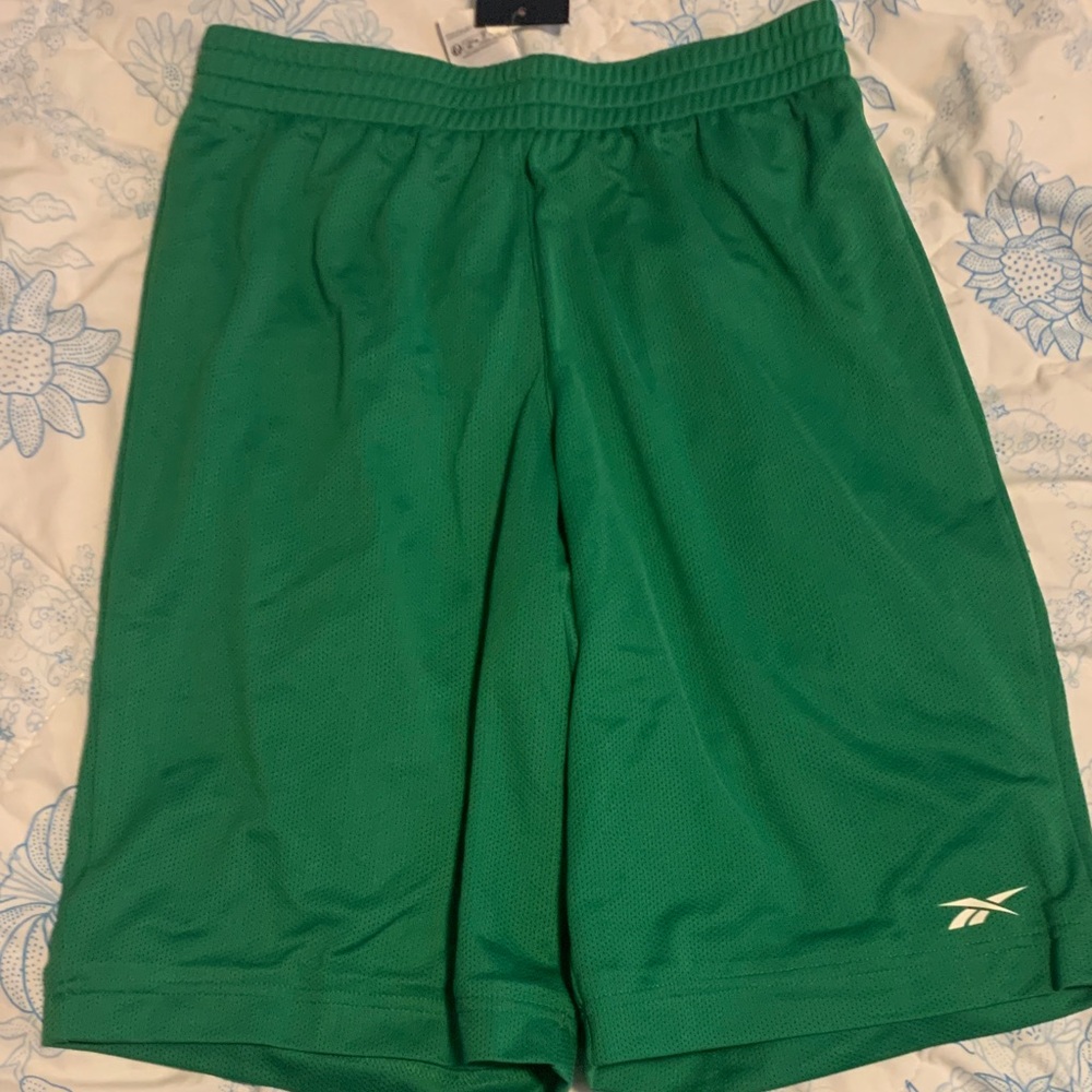 Reebok Men's Vibrant Green Sports Shorts